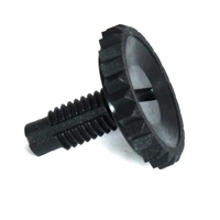 Defender & Discovery 2 TD5 Top Hose Plastic Bleed Screw for Land Rover PYP10008L